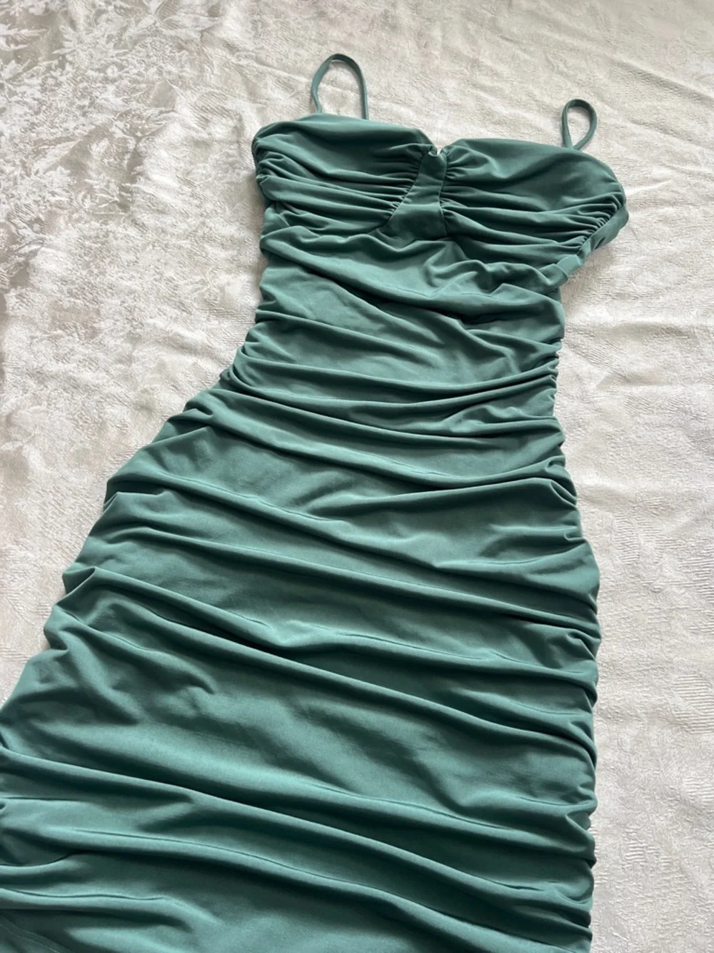 Windsor Sage Green Ruched Bodycon Mini Dress Size S Spaghetti Strap - Picture 4 of 9